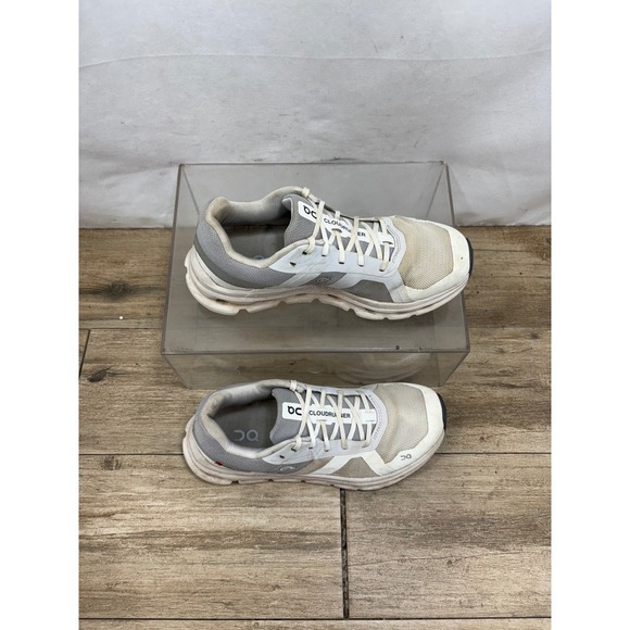 On Cloudrunner Women's Running Shoes Gray White Size 7 Swiss Engineering - Picture 7 of 10